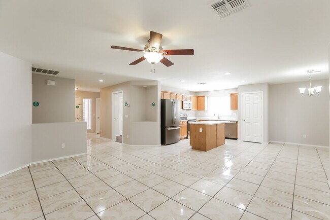 Photo - 4218 N 92nd Ln