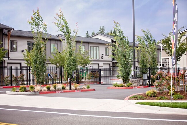 Building Photo - Trio Pointe Rental