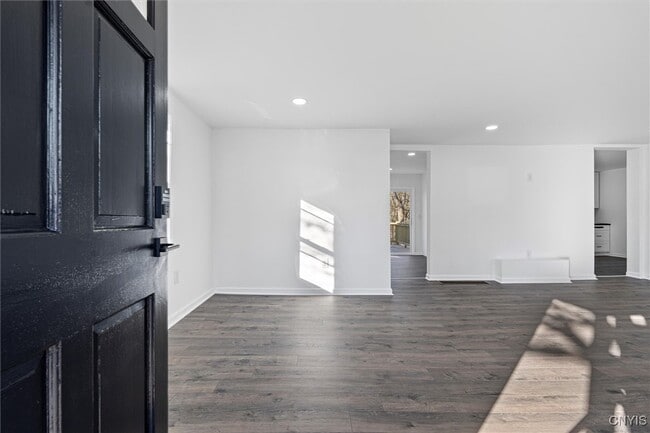 Photo - 53 Owasco St