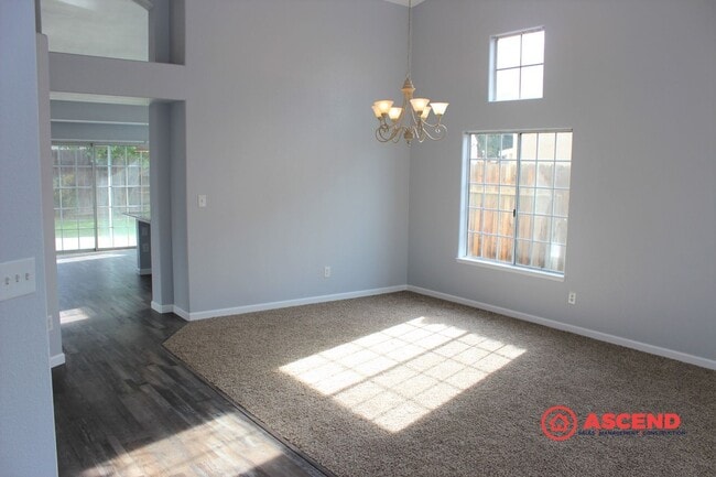 Photo - Amazing 4 Bedroom Home with Attached Garage!