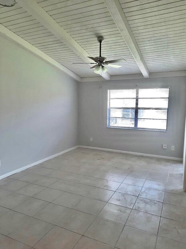 Photo - 463 Glenwood Dr