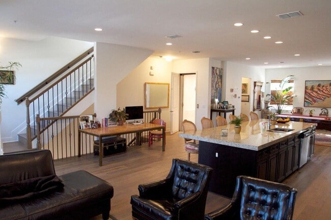 3682 Historic Ln