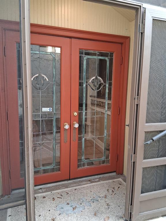 Photo - 12213 Saddle Strap Row