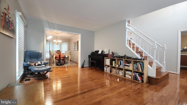 Building Photo - 6453 Springhouse Cir