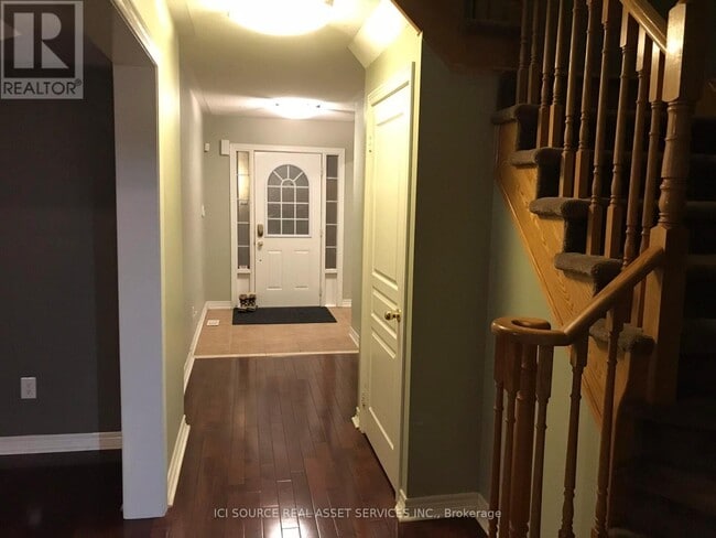 Photo - 42 Keywood St