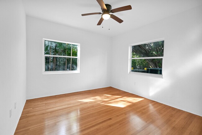 BEDROOM - 1536 Michigan Ave