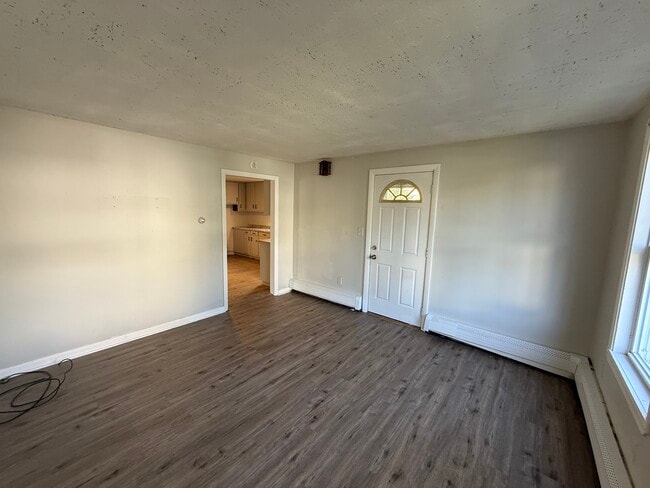Building Photo - 45 Union St Unit 1 Rental