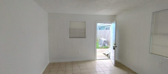 Photo - 3718 Avenue M 1/2