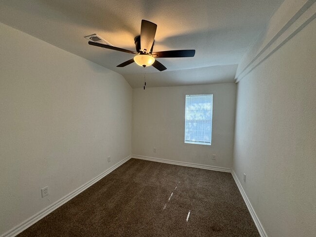 Photo - 1504 NW Taylor Ave
