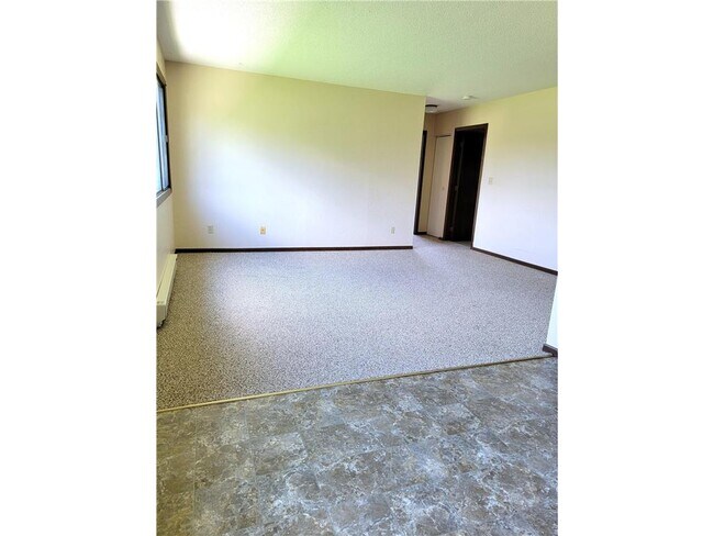 Photo - 120 Slocum St Unidad 4