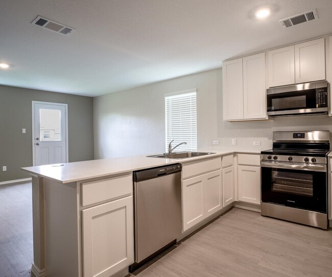 Photo - 252 Rock Spgs Dr