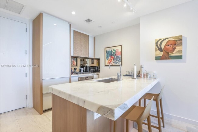 Photo - 2831 S Bayshore Dr Unit 603