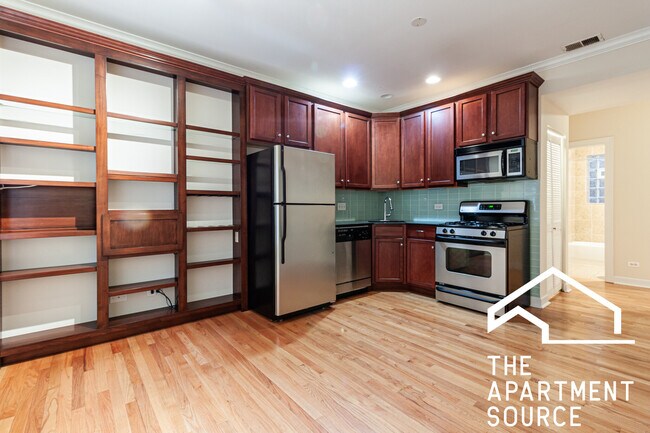 Building Photo - 3246 N Clifton Ave Unit E1