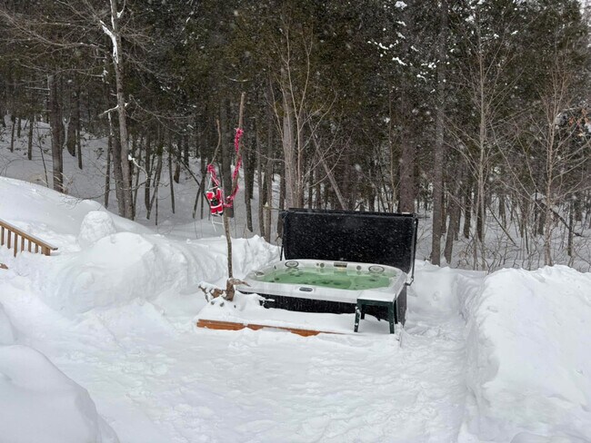 Photo - 1540 Chem. Michel Unit ID1351275P