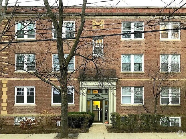 Building Photo - 169 Kent St Unit 3 Rental