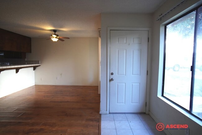 Photo - 6808 N Half Moon Dr Unit D