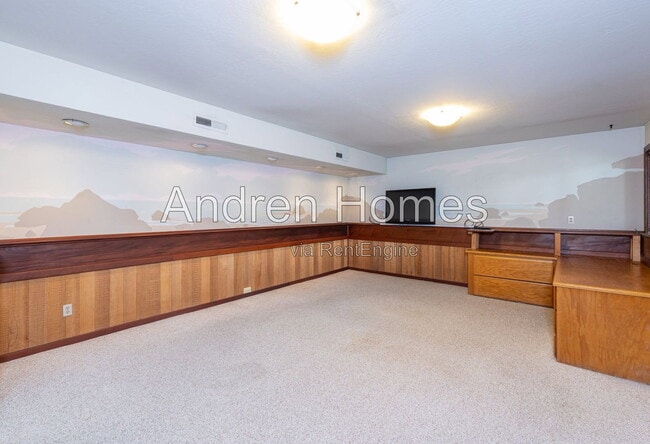 Photo - 22660 E Cliff Dr