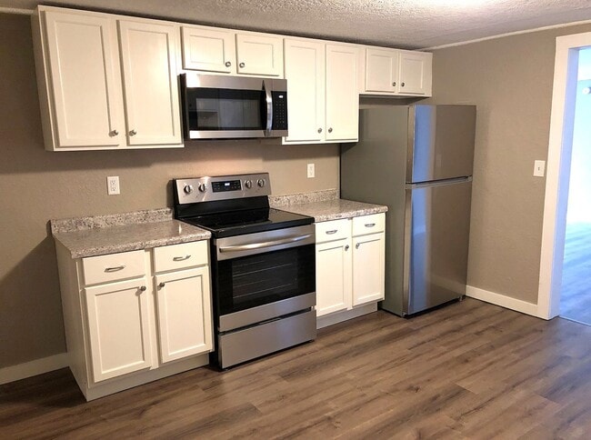 Photo - 1350 Sherman Ave Unit B