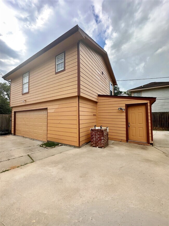 Photo - 11130 Hanning Ln