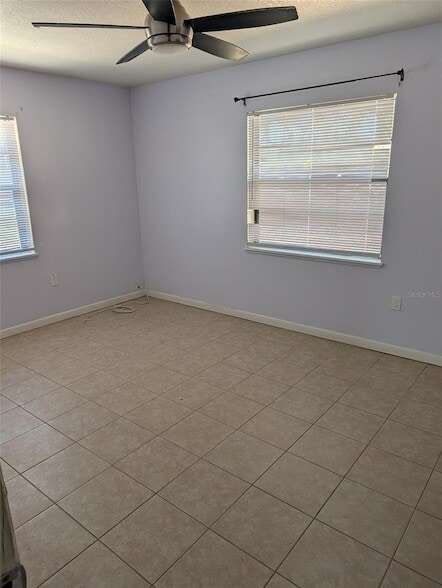 Photo - 814 N St Clair Abrams Ave