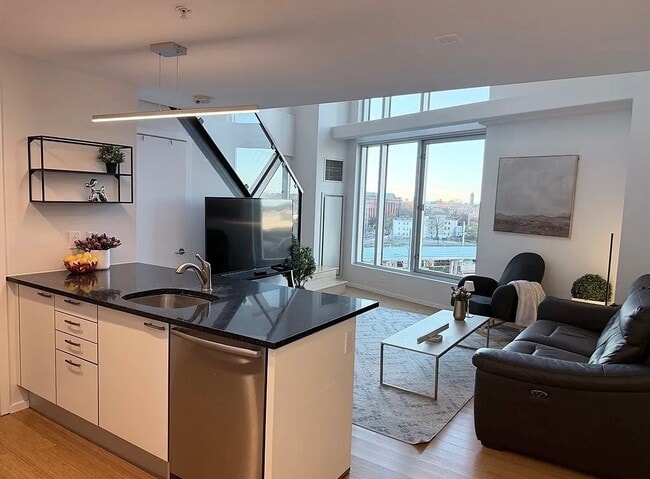 Building Photo - 1 Earhart St