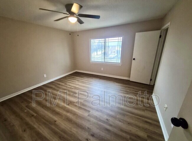 Photo - 1244 Grove Park Ln