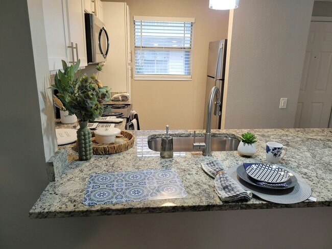 Photo - 1401 W Paces Ferry Rd NW Unidad 1303