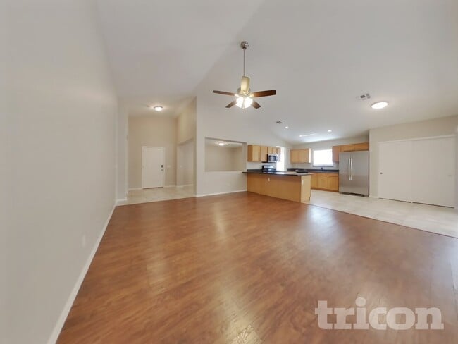 Photo - 12513 W Aster Dr