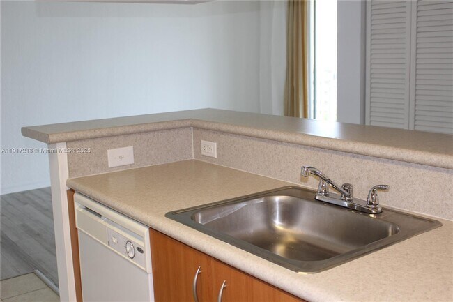 Photo - 816 NW 11th St Unit 1004