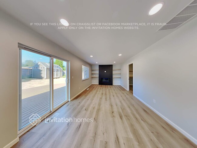 Photo - 11311 172nd St E