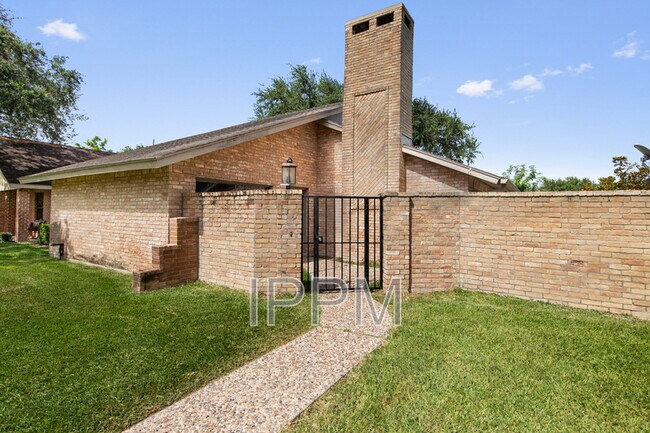 Photo - 24043 Augusta Dr