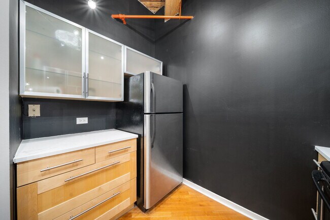 Photo - 225 W Huron St Unit 501