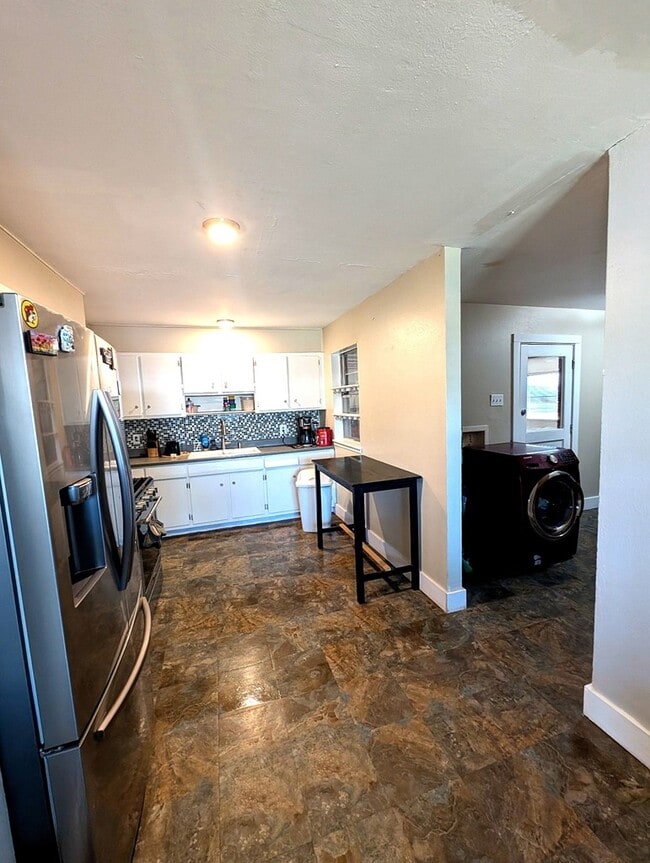 Photo - 1202 Douglas Dr