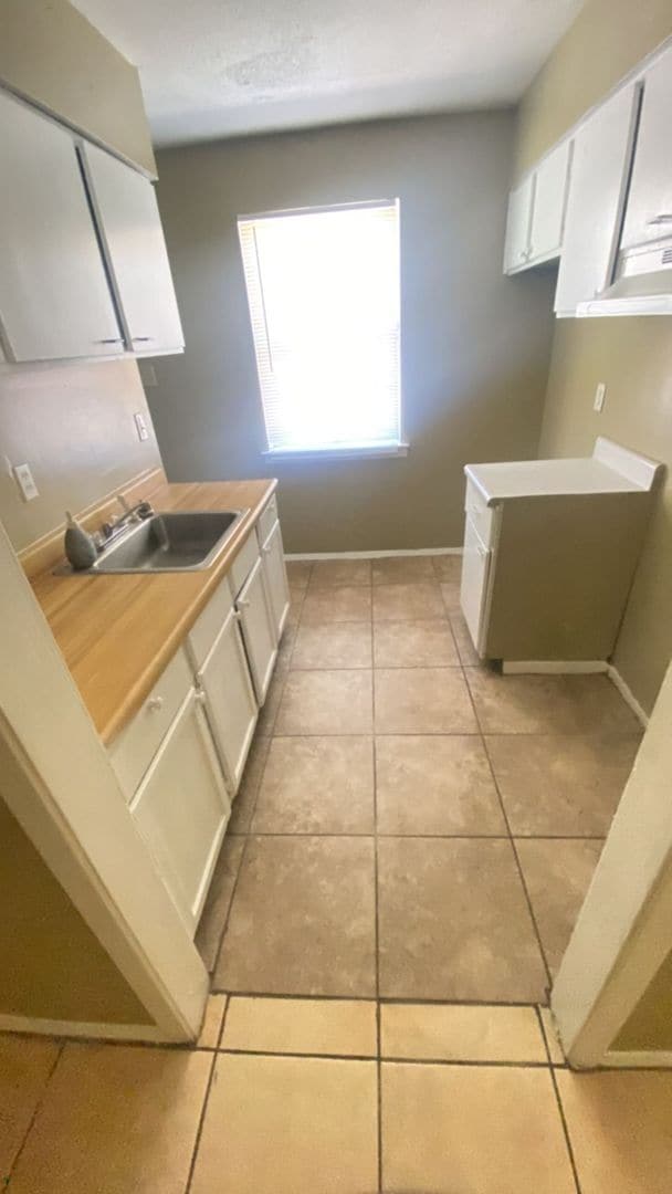Photo - 3193-95 Forest Glen Unit 3193