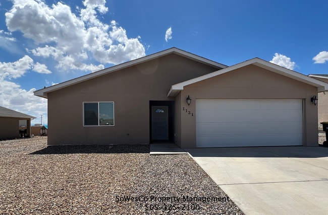 Building Photo - Newer Three Bedroom Home with 2 Car Garage