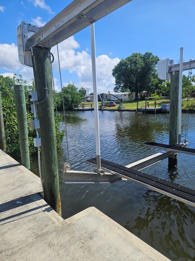 Photo - Port Charlotte Waterfront With Salt Water Pool