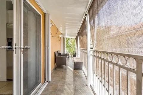 Photo - 2485 W 76th St Unidad 207