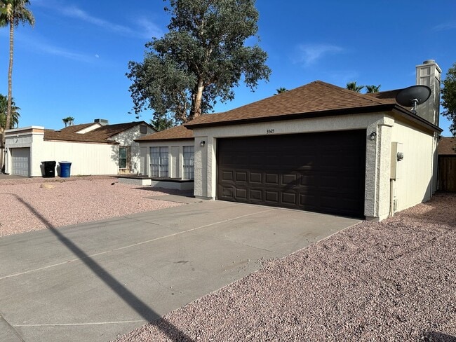 Photo - Mcclintock & Chandler single story Chandler home
