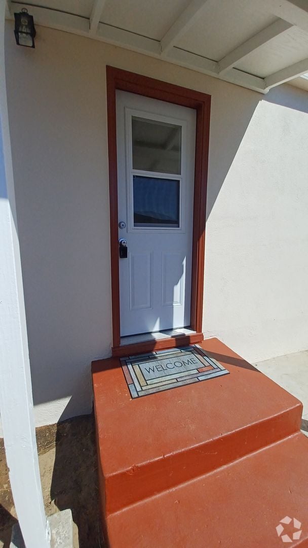Building Photo - 3 bedroom 2 bath, single level home in Nipomo