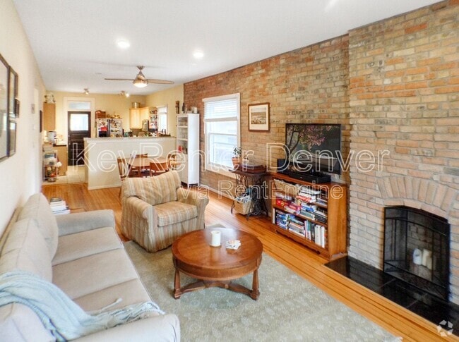 Building Photo - 574 Lafayette St Rental