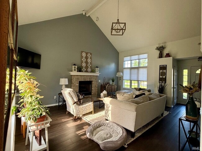 Photo - 10824 Millstone Dr