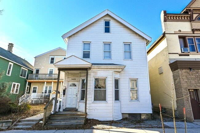 Photo - 1685 N Franklin Pl Unidad Upper