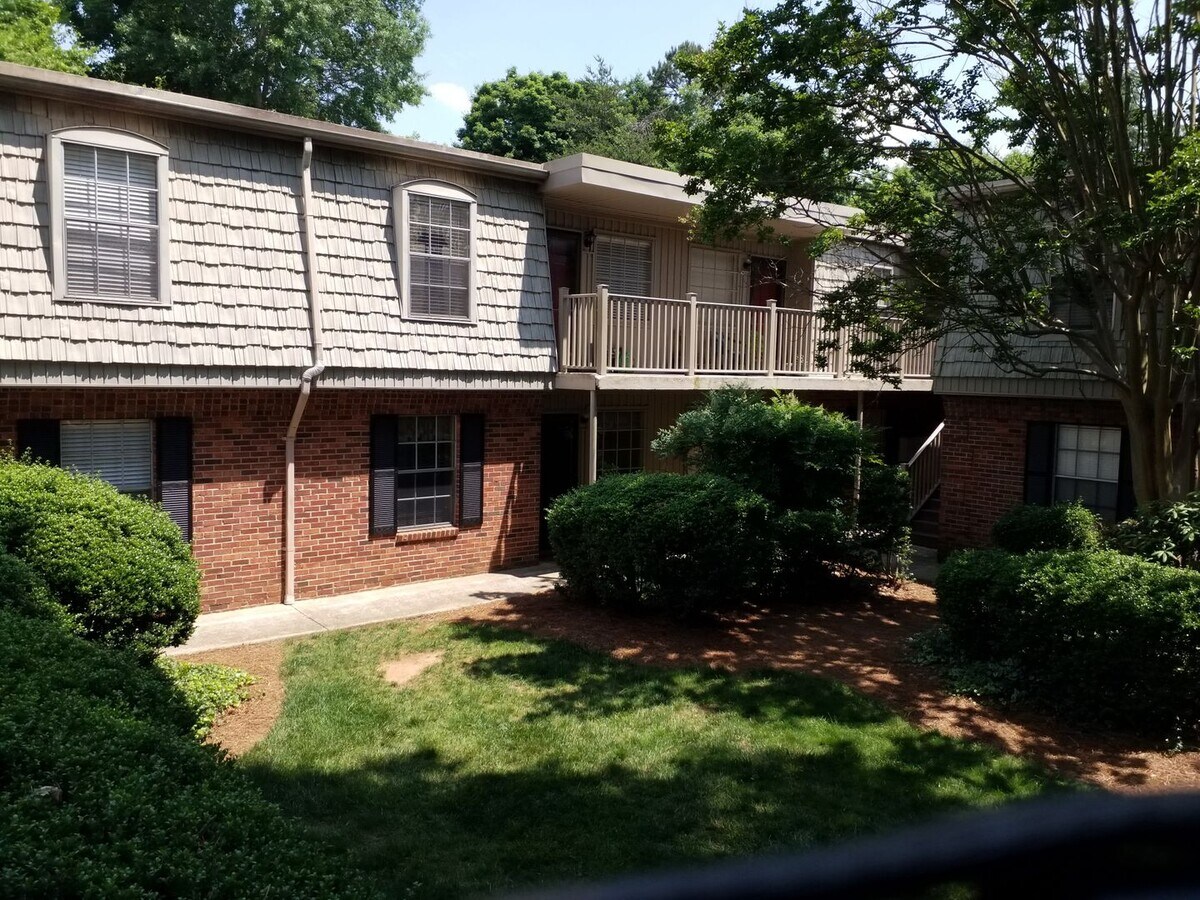 Photo - 3816 Country Club Rd Condo