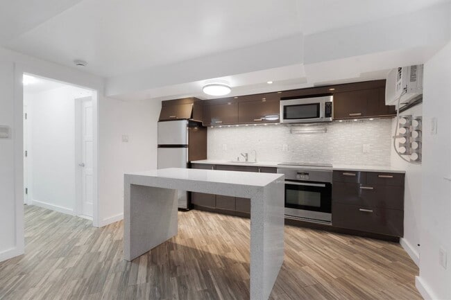 Photo - 4481 MacArthur Blvd NW Unit B2