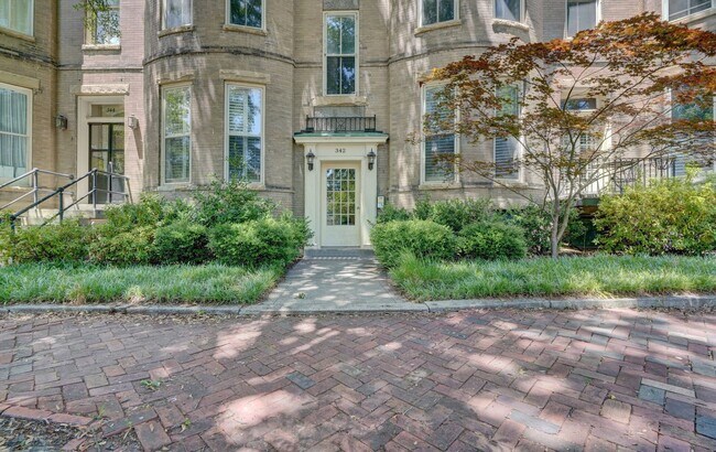 Photo - Downtown Area Unit 6