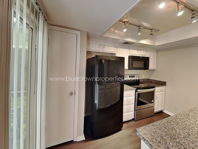 Photo - 2013 Via Miramonte