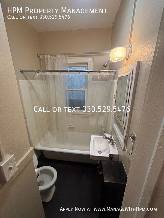 11516 Clifton Blvd Unit 16