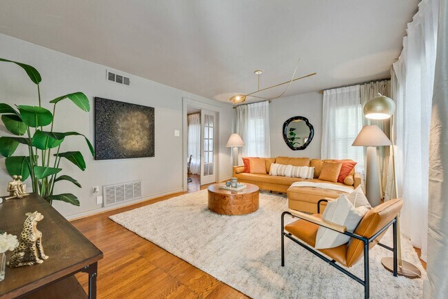 Photo - 5303 East Side Ave Unidad SI ID1571779P