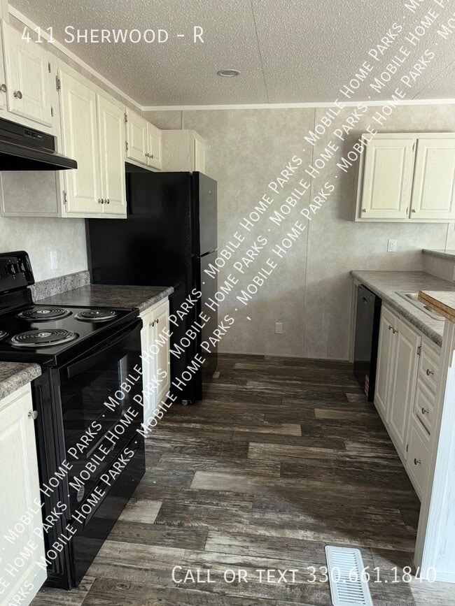 Photo - 411 Sherwood-R