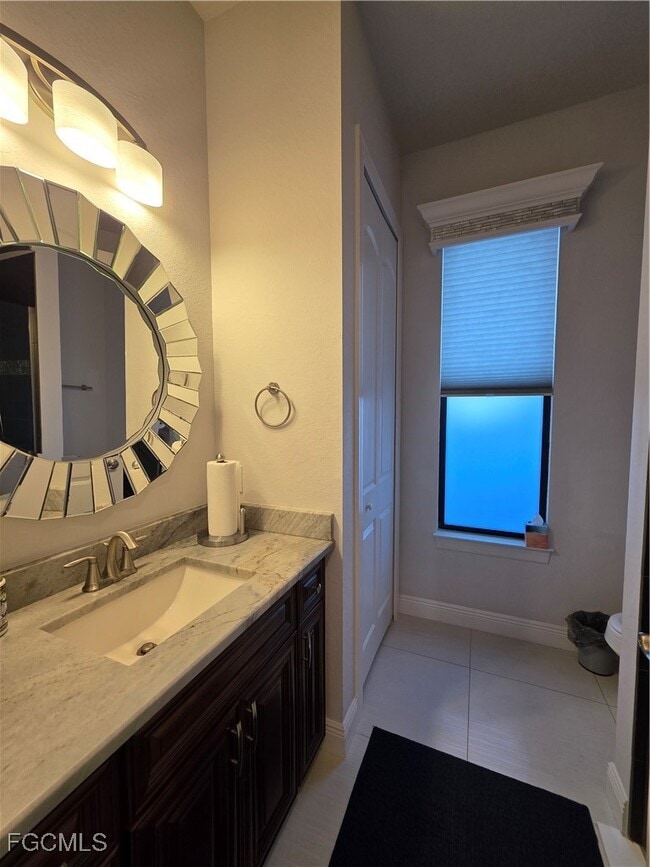 Building Photo - 1255 NW 38th Ave